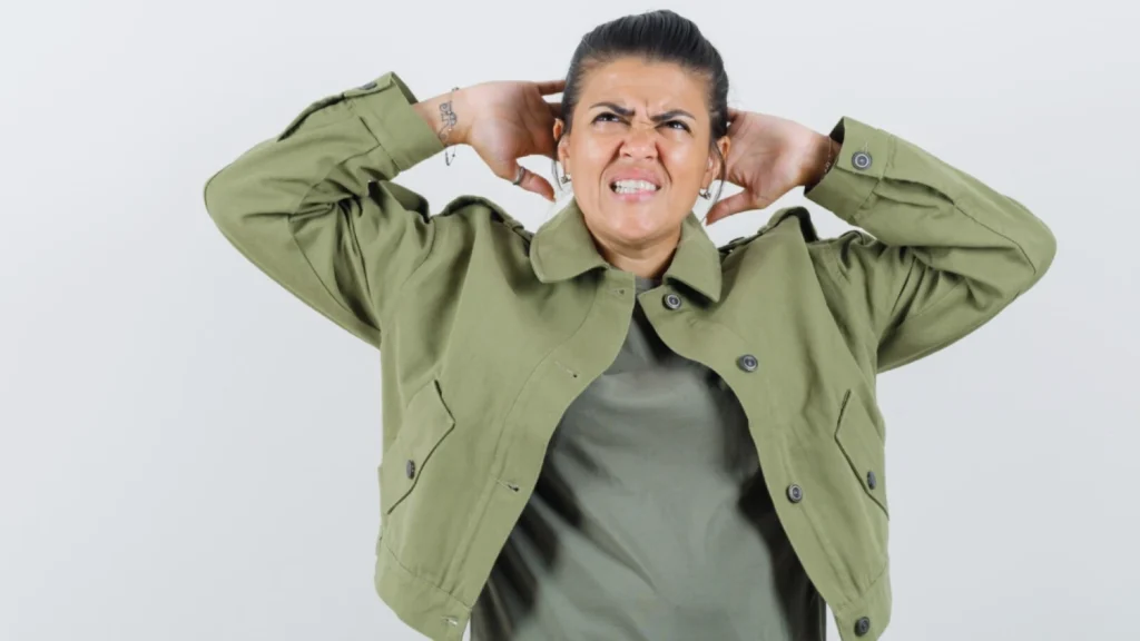 Menjaga Kesehatan Pendengaran: Kenali Tinnitus dan Penyebabnya