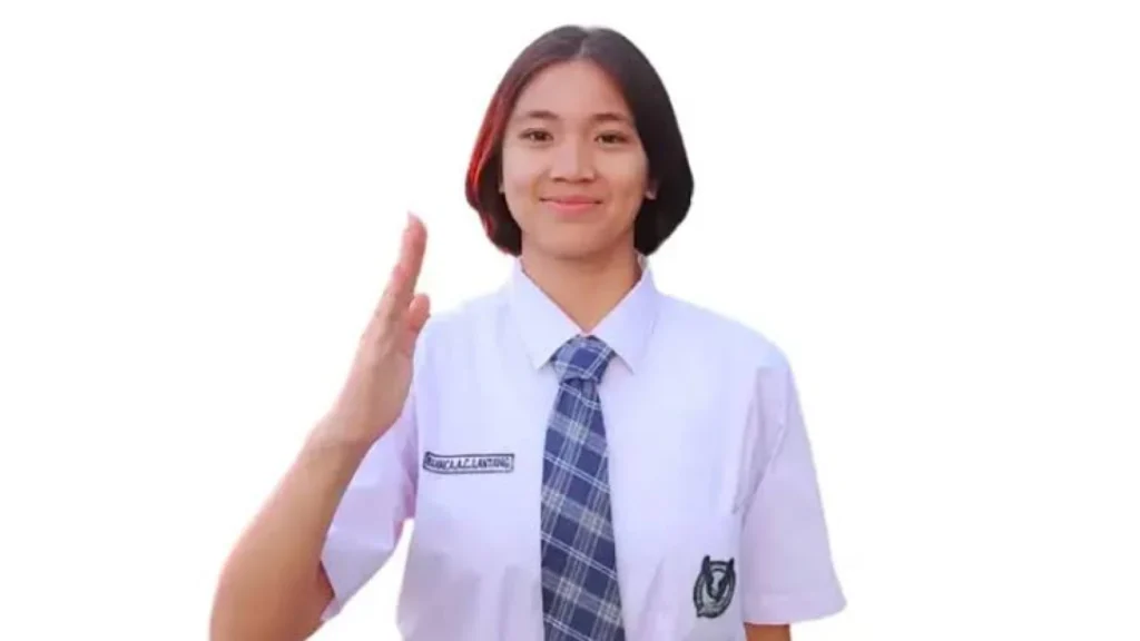 Bianca Alessia Memimpin Upacara Bendera Merah Putih pada HUT ke-80 RI